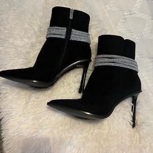 JLO (Jennifer Lopez) Viena booties
- black with sparkly straps around ankle